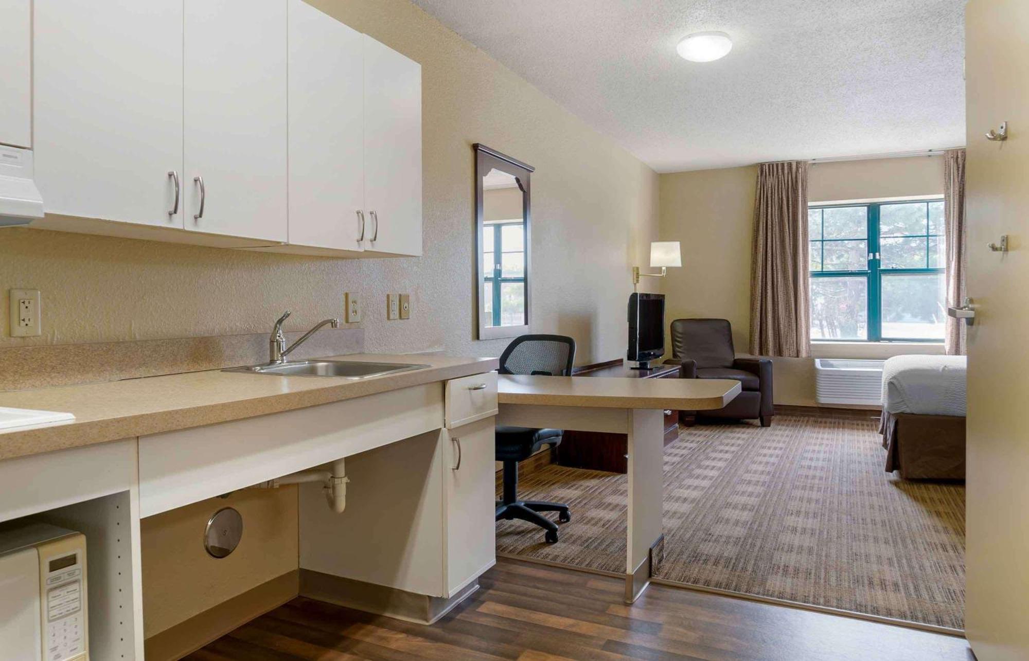 Extended Stay America Suites - Los Angeles - Ontario Airport Guasti Extérieur photo